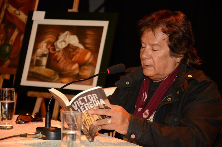 Victor Heredia presentó «Mera Vida» en la Feria del Libro Regional