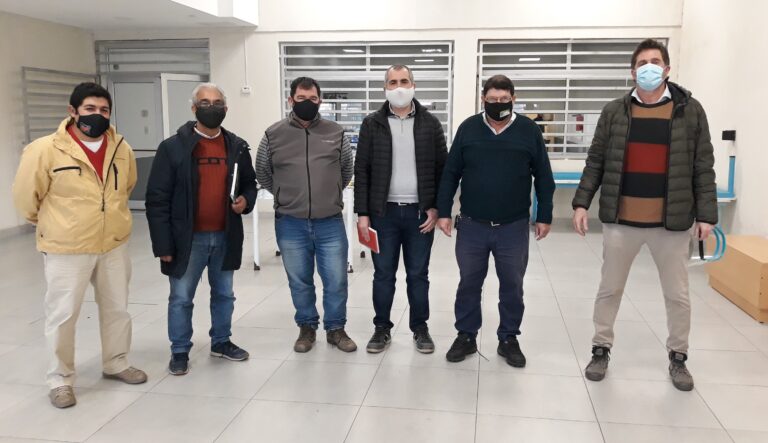 Reconocido infectólogo asesora al SOEA: Ante el mínimo síntoma el trabajador debe quedarse en su casa y avisar Reconocido infectólogo asesora al SOEA: Ante el mínimo síntoma el trabajador debe quedarse en su casa y avisar