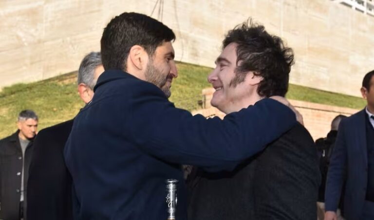 Crisis industrial en Santa Fe: 7 de cada 10 sectores muestran caída de producción Crisis industrial en Santa Fe: 7 de cada 10 sectores muestran caída de producción