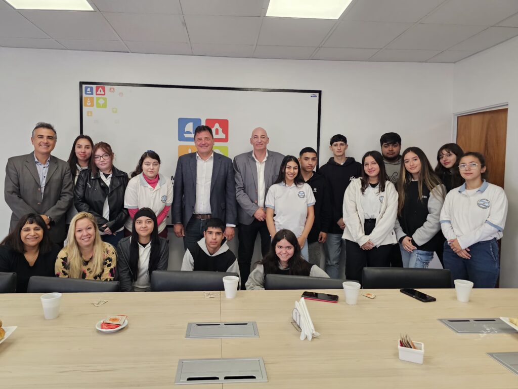 Alumnos de la escuela Nº 549 realizarán pasantías en la Municipalidad