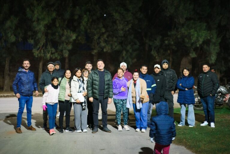 Los barrios Morando y San Eduardo ahora cuentan con iluminación led en todas sus cuadras