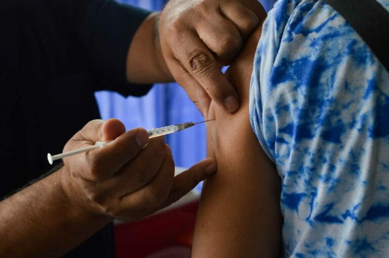 La Municipalidad de San Lorenzo realizará una jornada de vacunación contra la Fiebre Hemorrágica Argentina La Municipalidad de San Lorenzo realizará una jornada de vacunación contra la Fiebre Hemorrágica Argentina