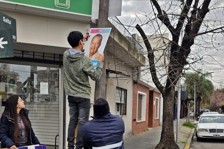 La Municipalidad de San Lorenzo prohíbe la colocación de pasacalles y columneros de campañas electorales